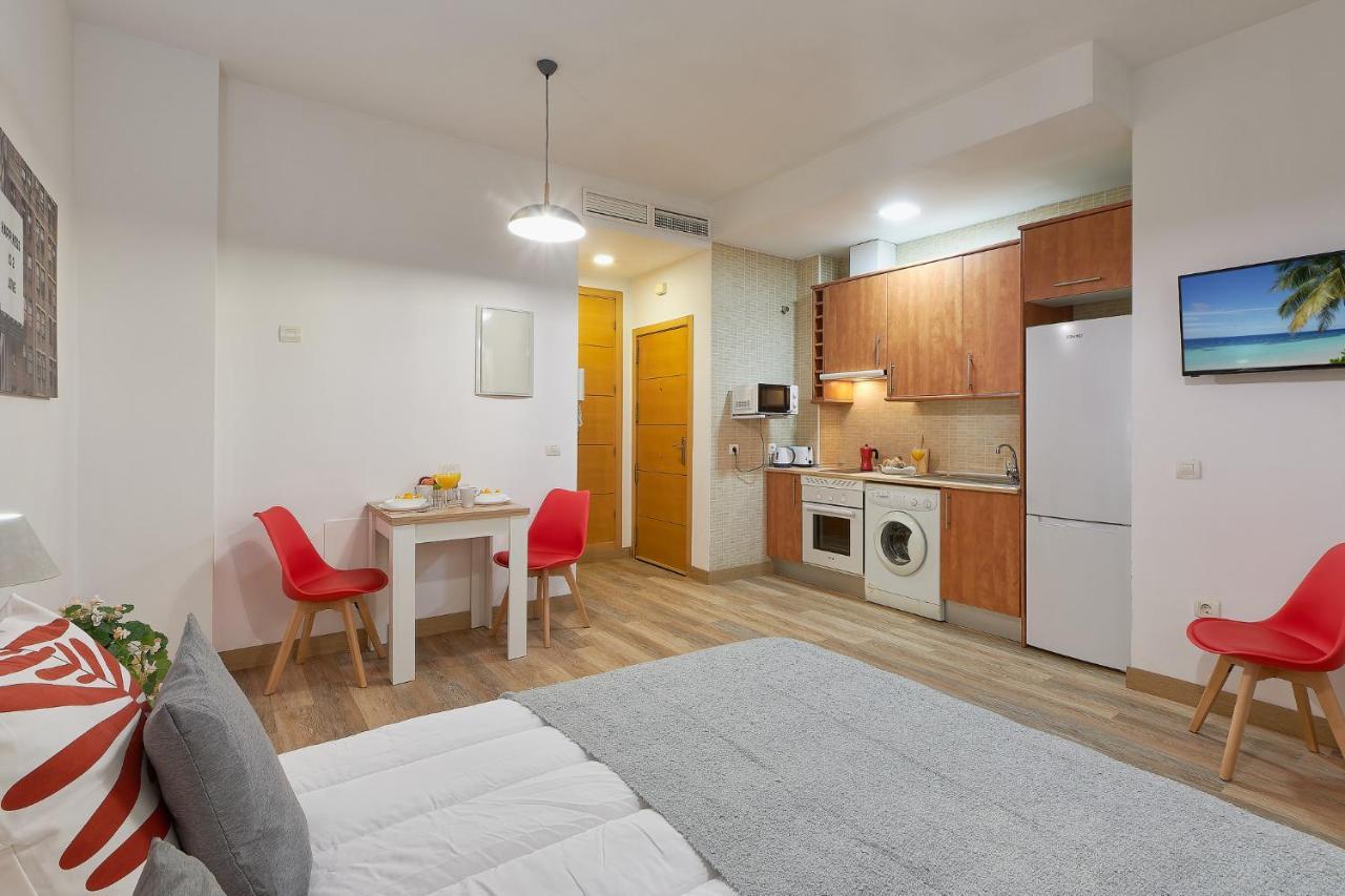 Victoria Urbanite Appartement Málaga Buitenkant foto